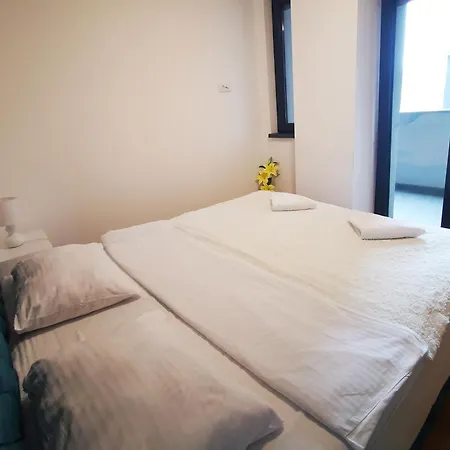 Elysium Apartament *